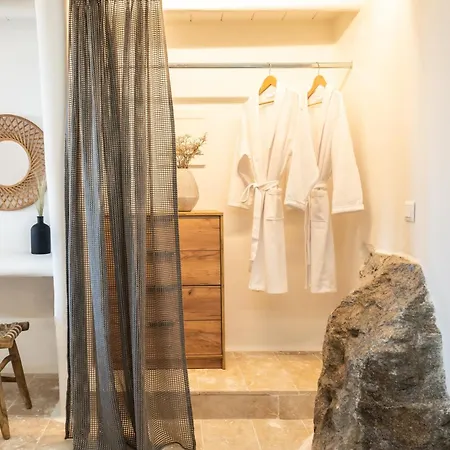 White Stone Mykonos Отель