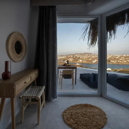 White Stone Mykonos * Agios Ioannis Diakoftis